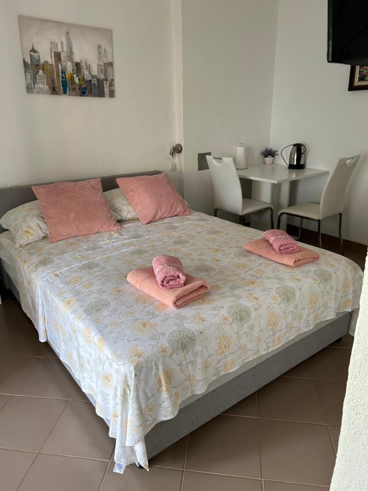 Apartments Spalj 1 I 2 Senj  Buitenkant foto
