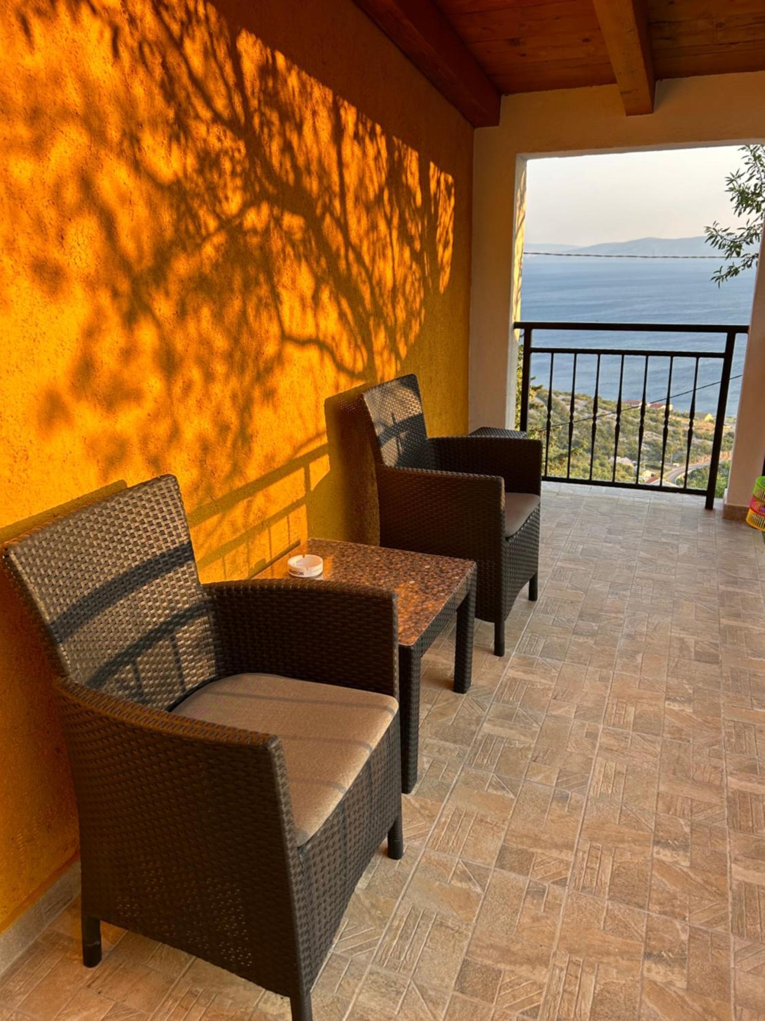 Apartments Spalj 1 I 2 Senj  Buitenkant foto